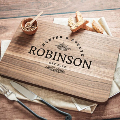 Personalized Wooden Chopping Board – Custom Engraved Kitchen Gift